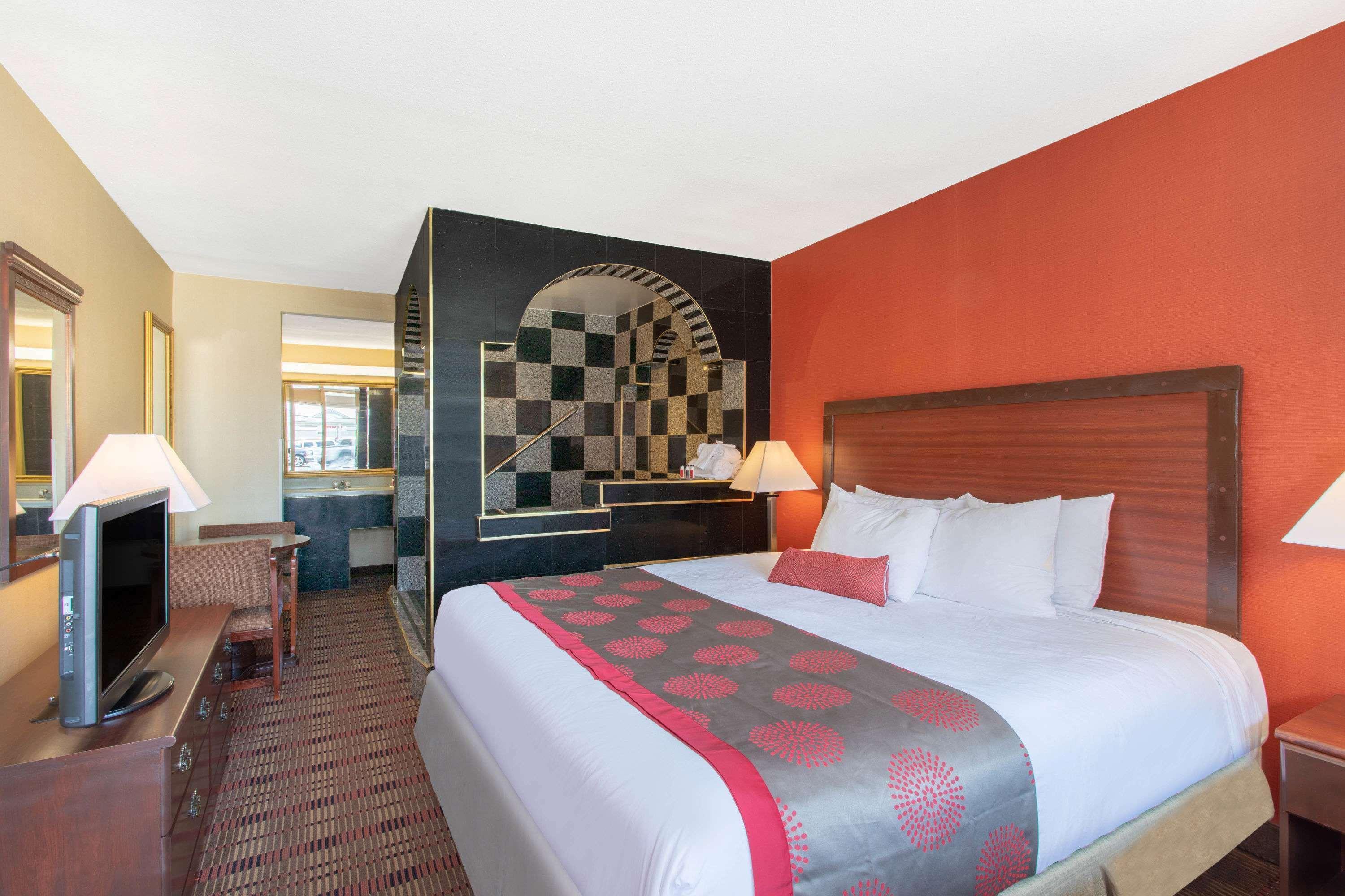Ramada Limited Cockeysville Exterior foto