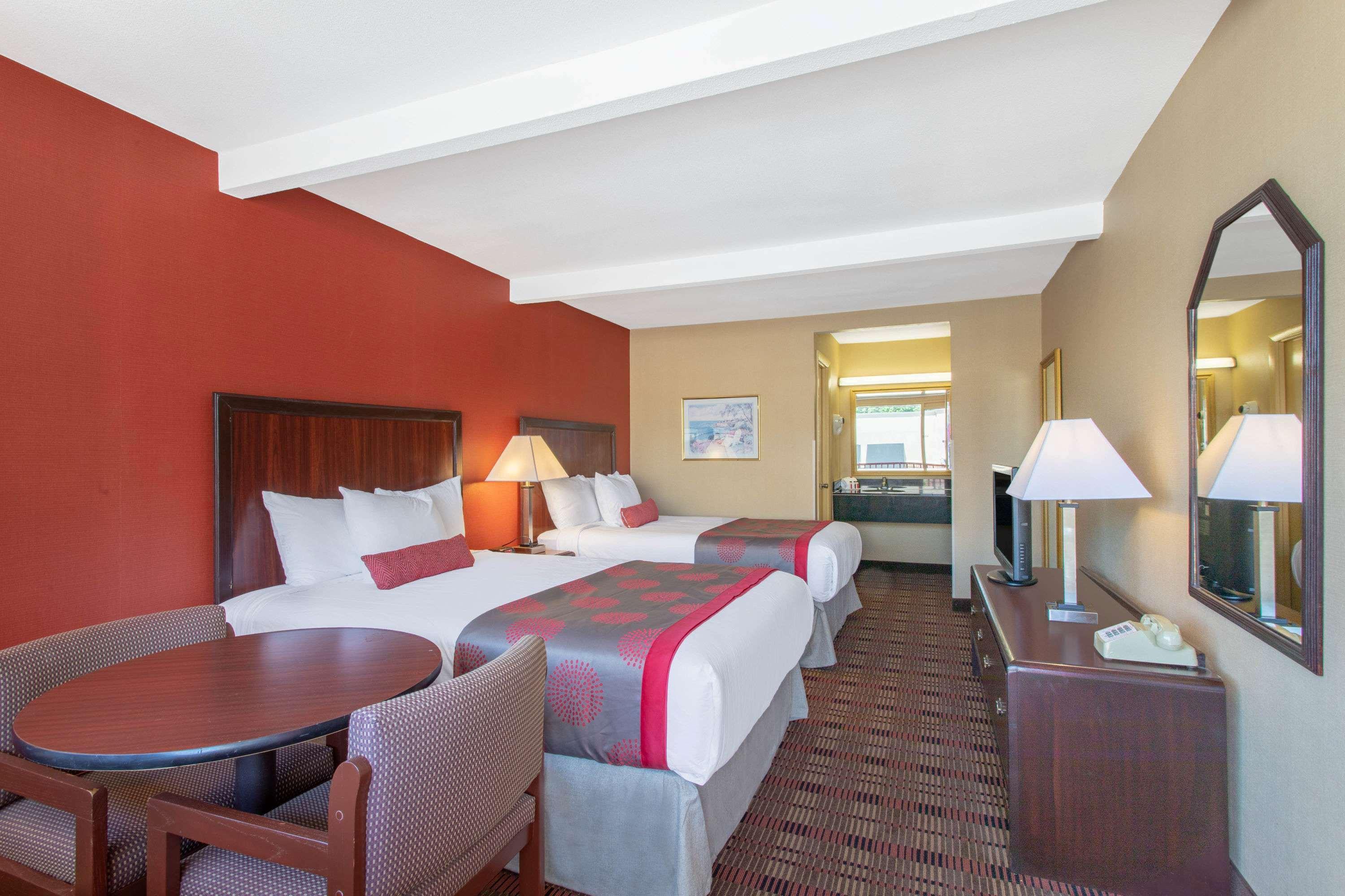 Ramada Limited Cockeysville Exterior foto