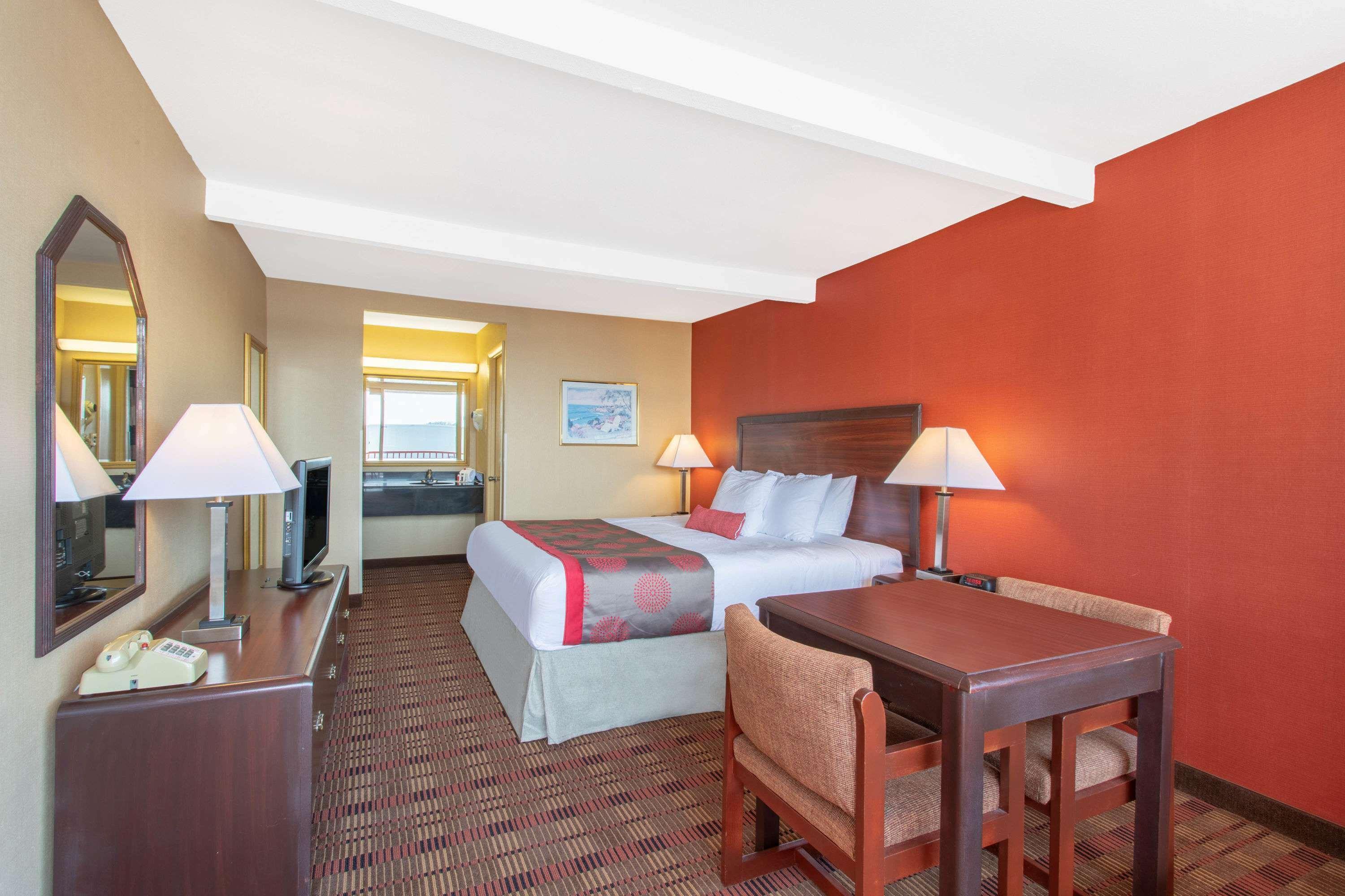 Ramada Limited Cockeysville Exterior foto